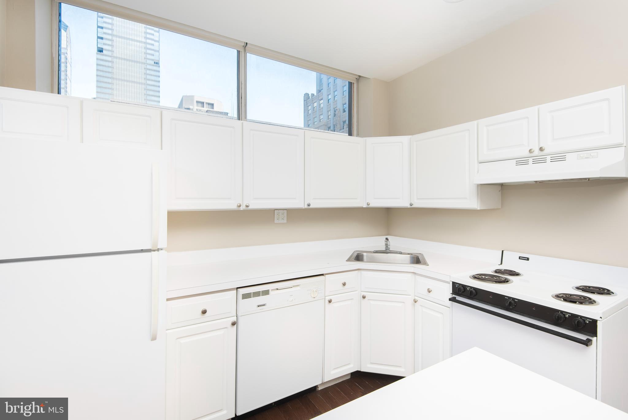 RITTENHOUSE SQUARE - Residential Lease