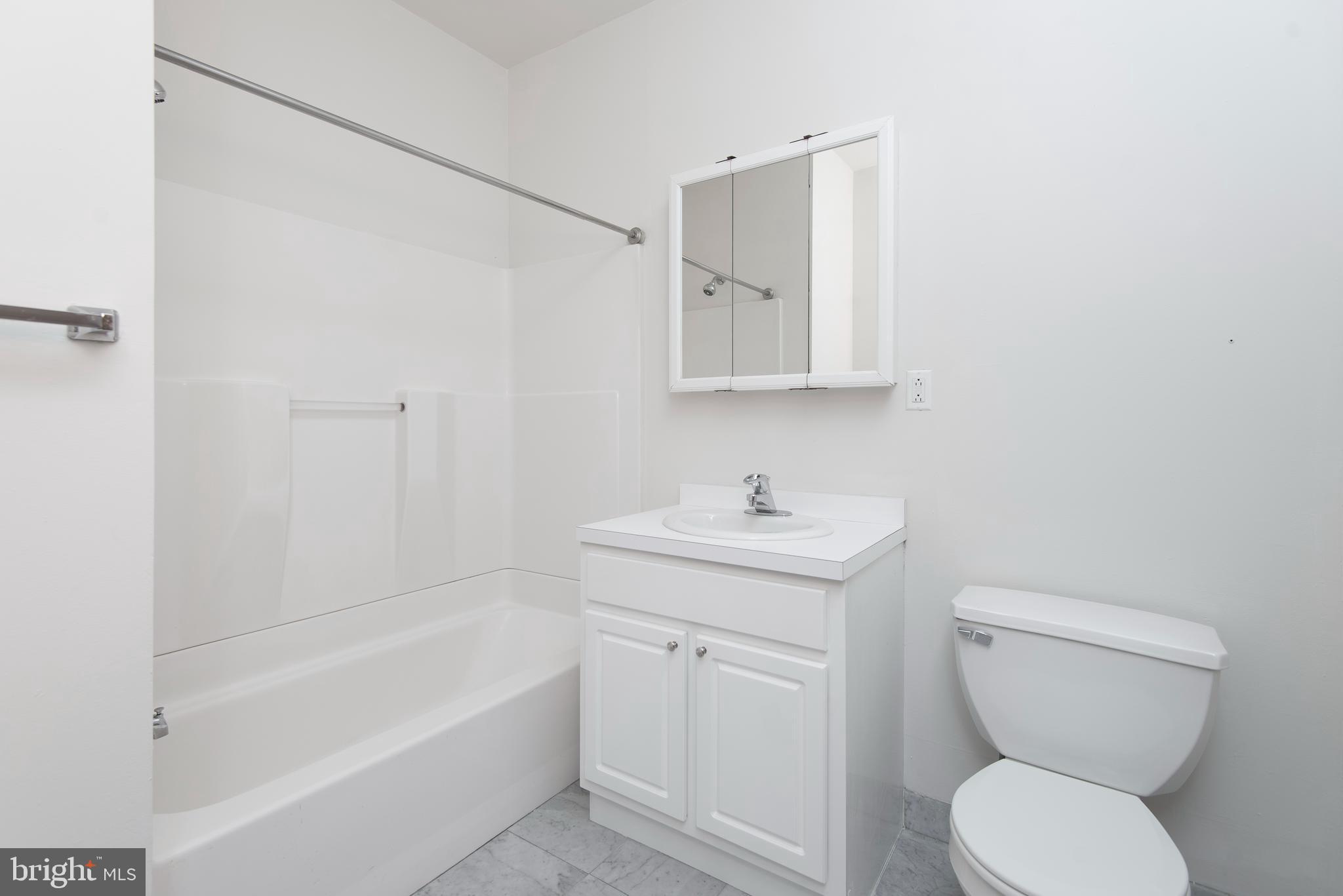 RITTENHOUSE SQUARE - Residential Lease