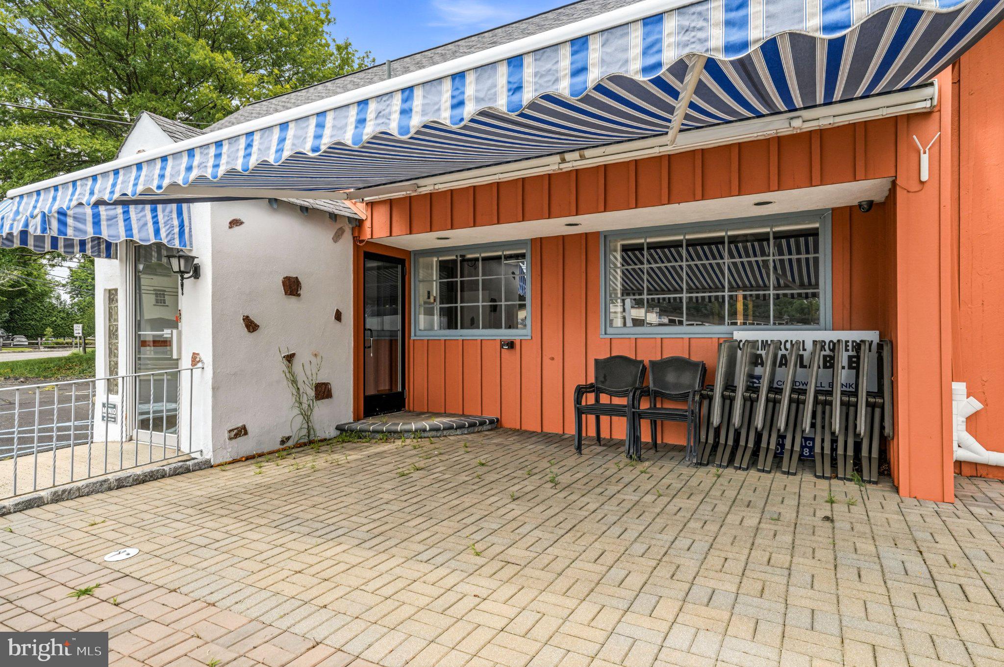 924 N BETHLEHEM PIKE