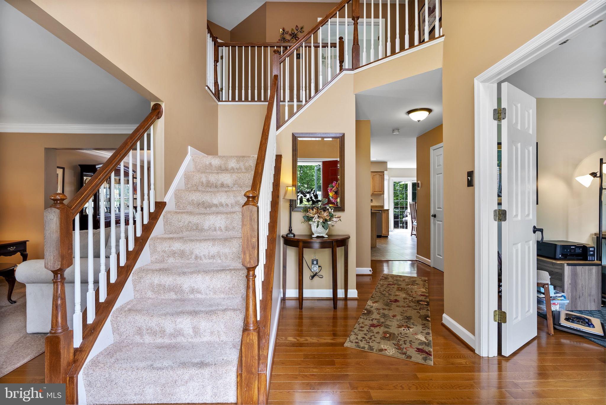 1035 CAREN DRIVE