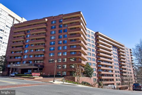 Photo of 4550 N PARK AVE #1001, CHEVY CHASE, MD 20815 (MLS # MDMC2086110)