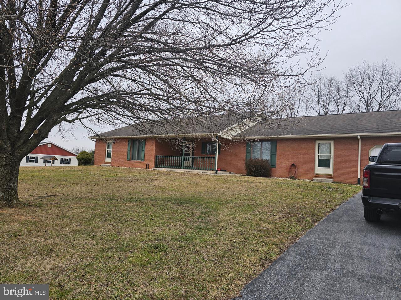 HIDDEN MEADOWS - Residential