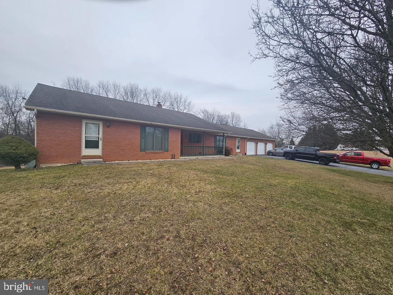 HIDDEN MEADOWS - Residential