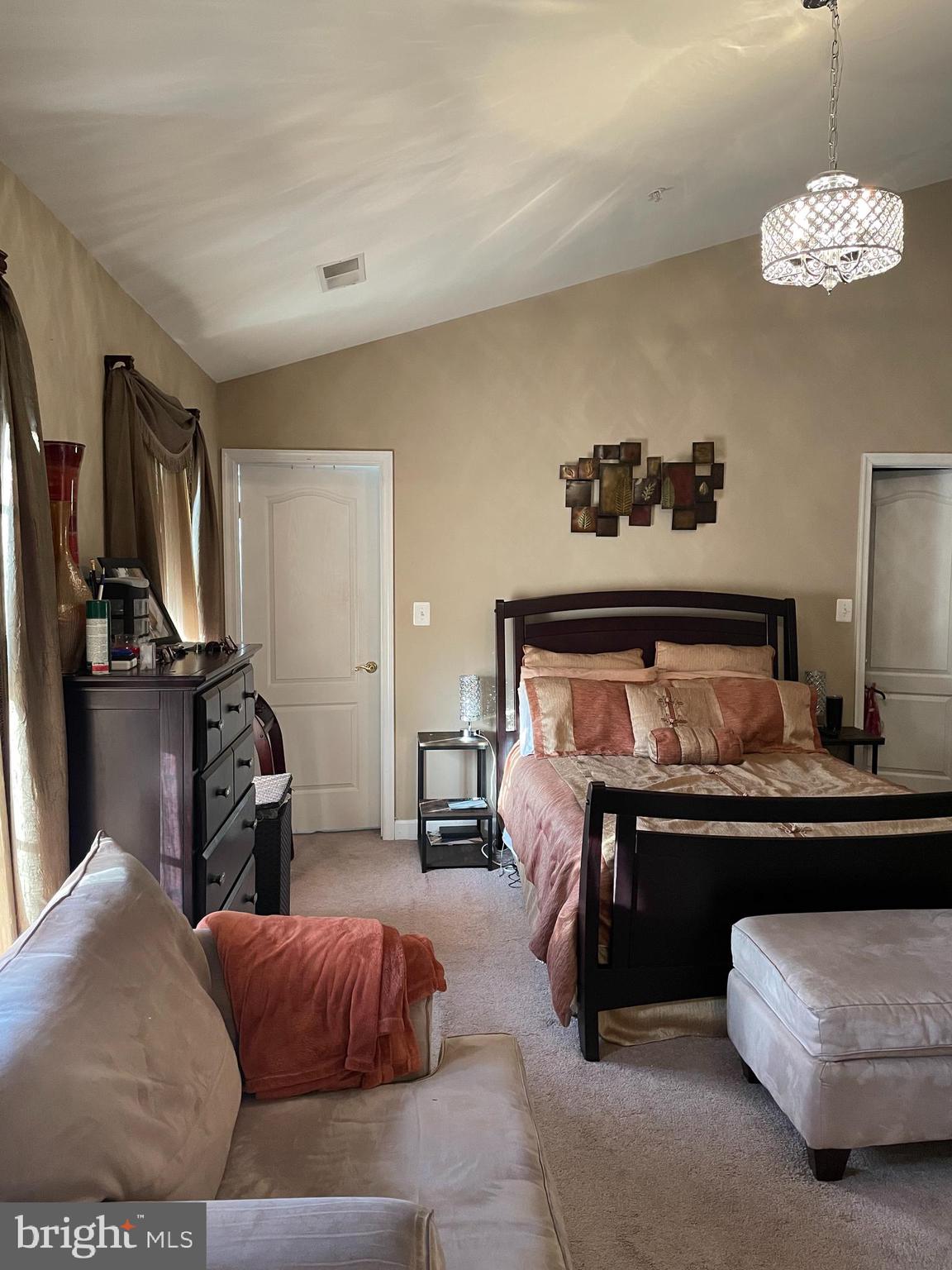 KINGS GRANT - Residential