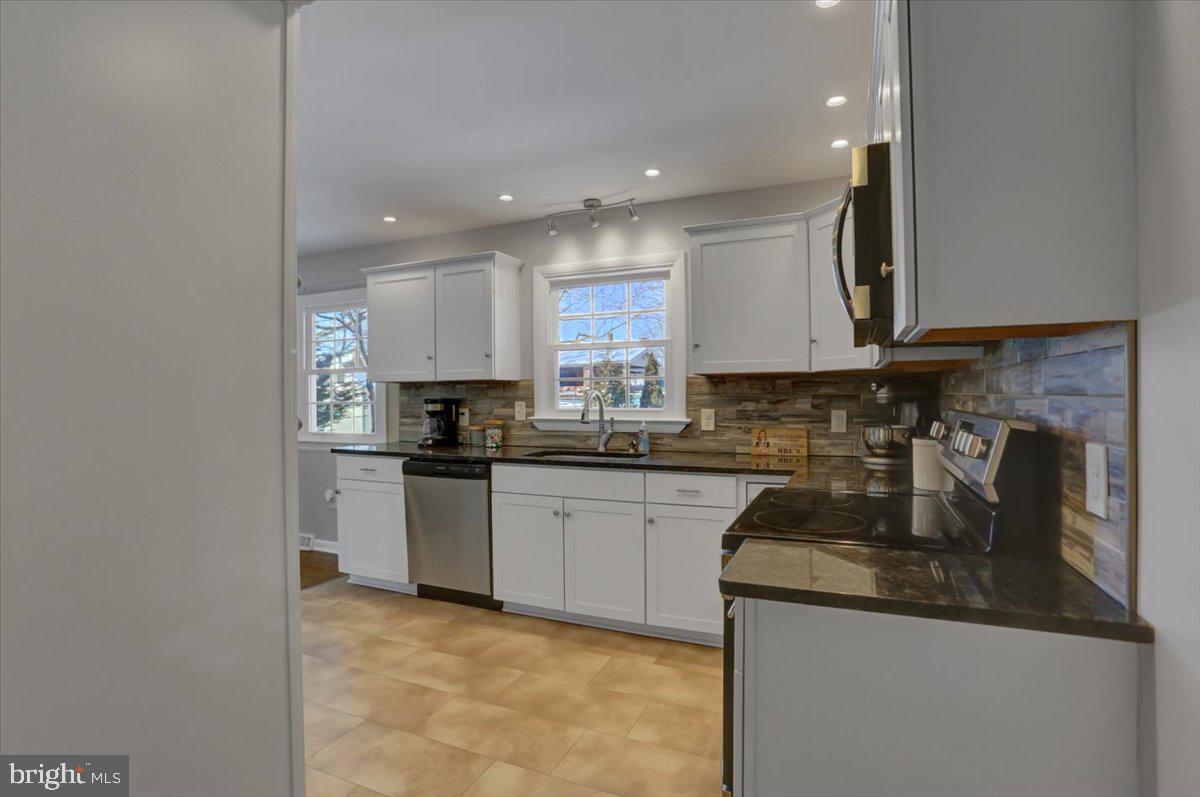 OAK RIDGE - Residential