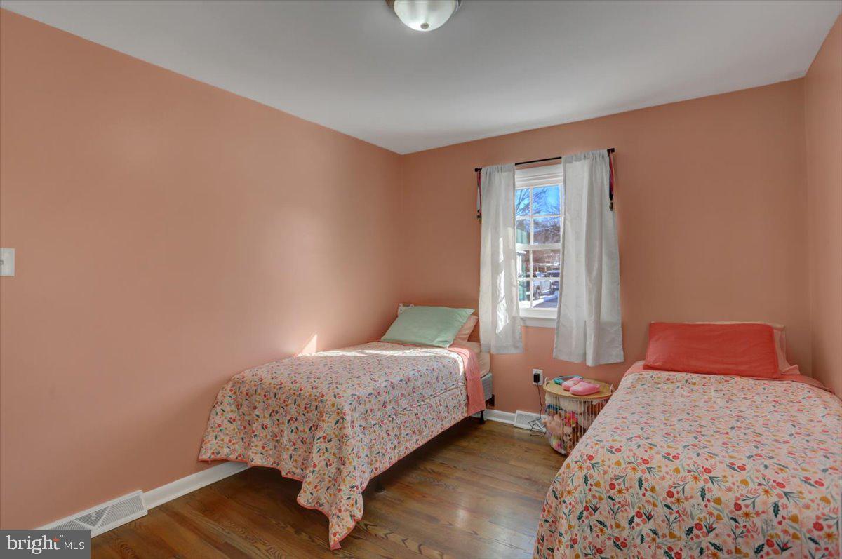 OAK RIDGE - Residential