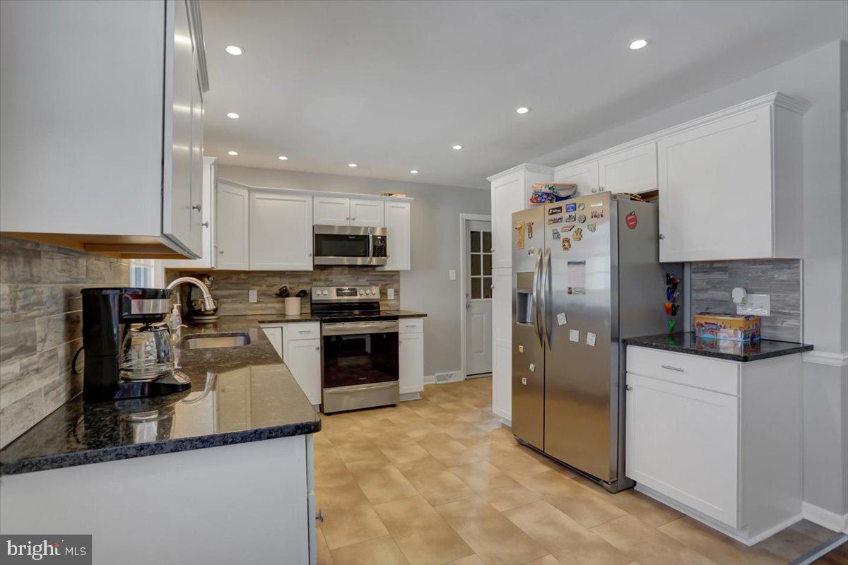 OAK RIDGE - Residential