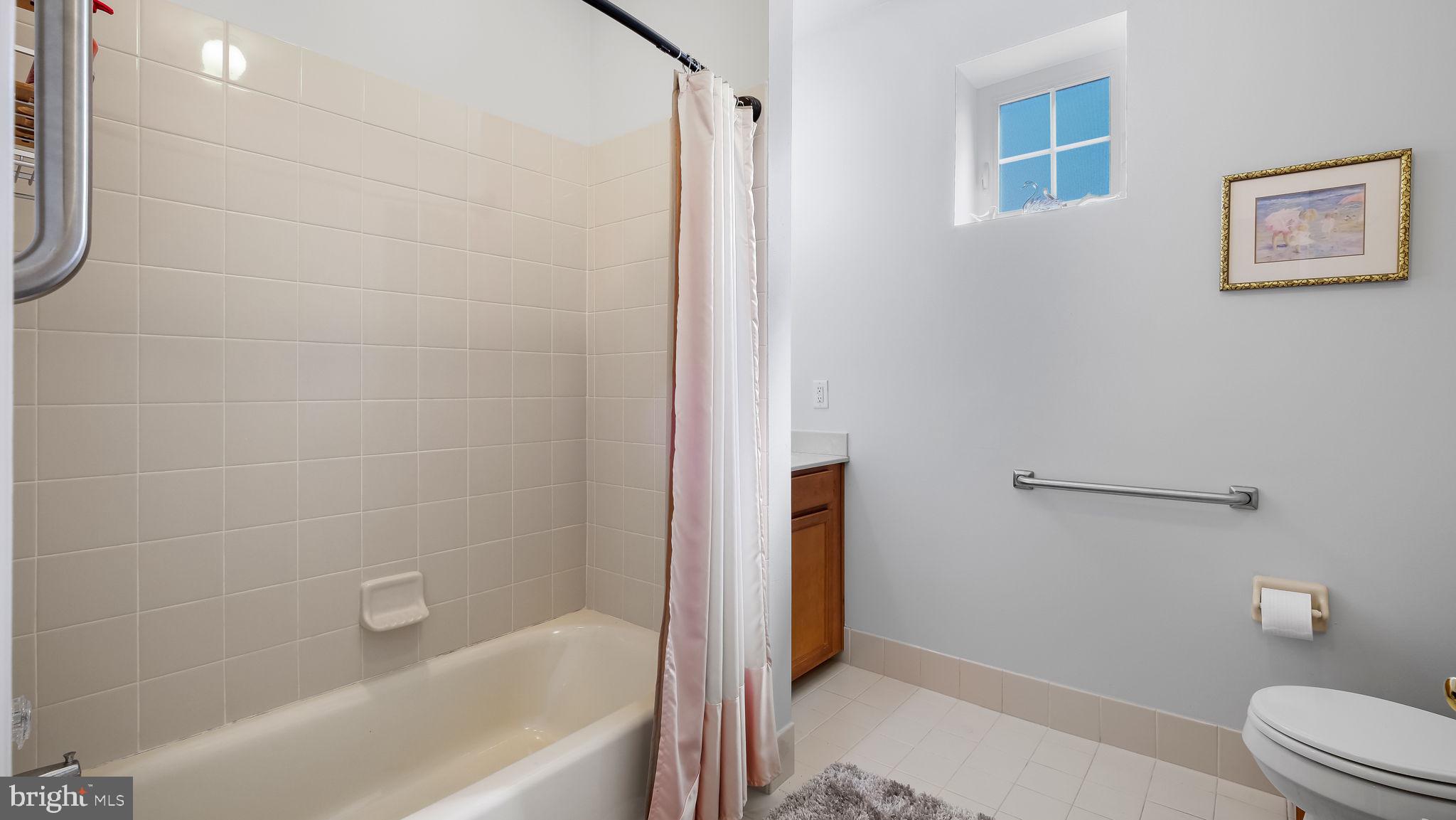 SMITHS CORNER - Residential