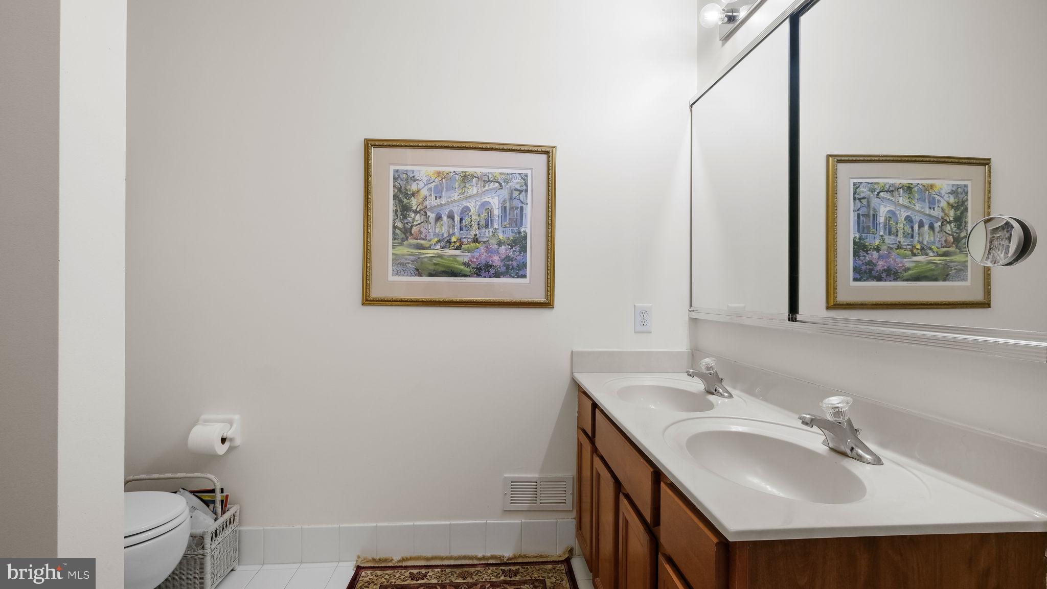 SMITHS CORNER - Residential