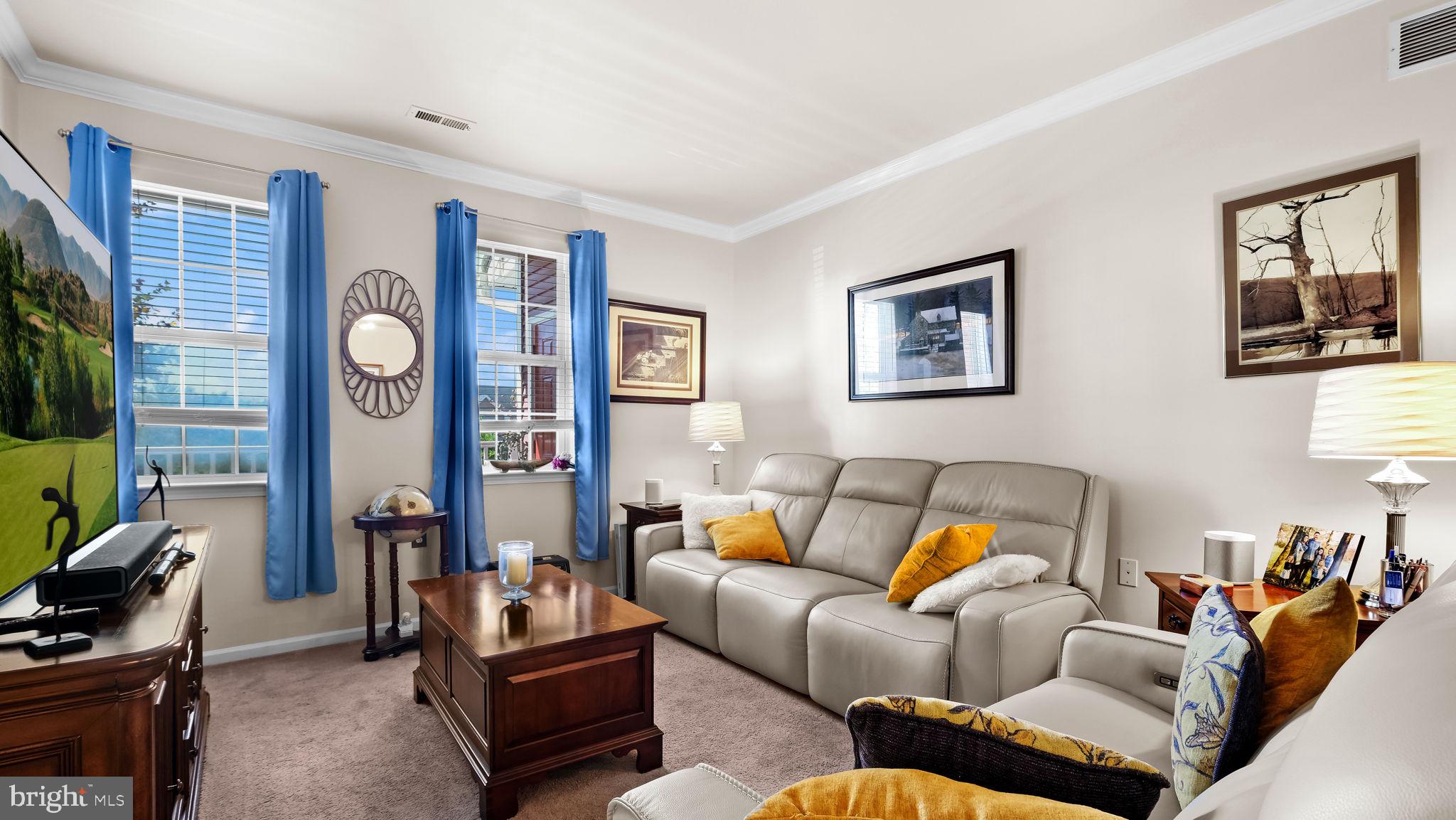 SMITHS CORNER - Residential