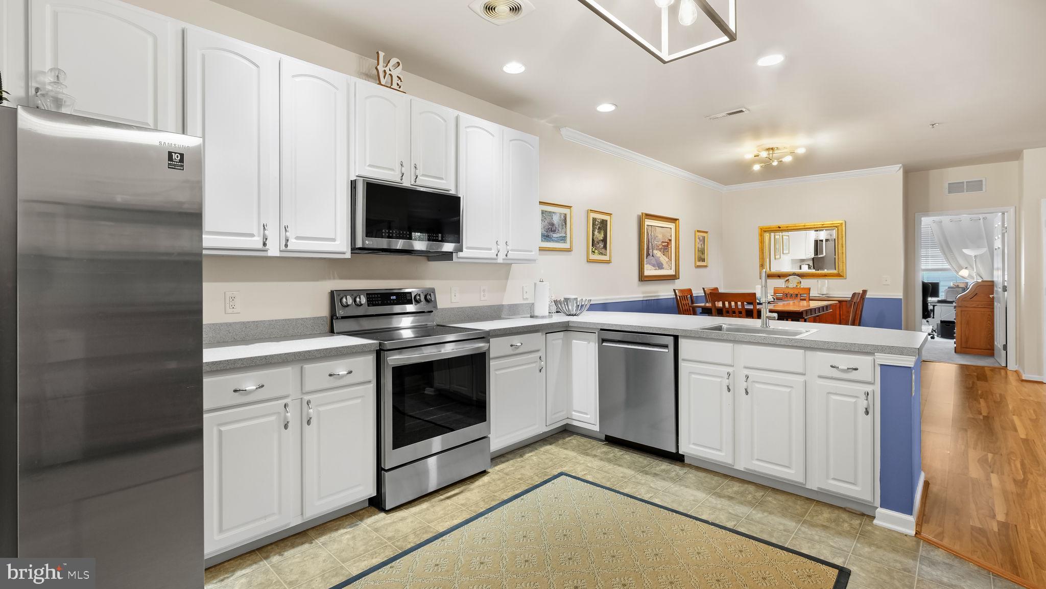 SMITHS CORNER - Residential