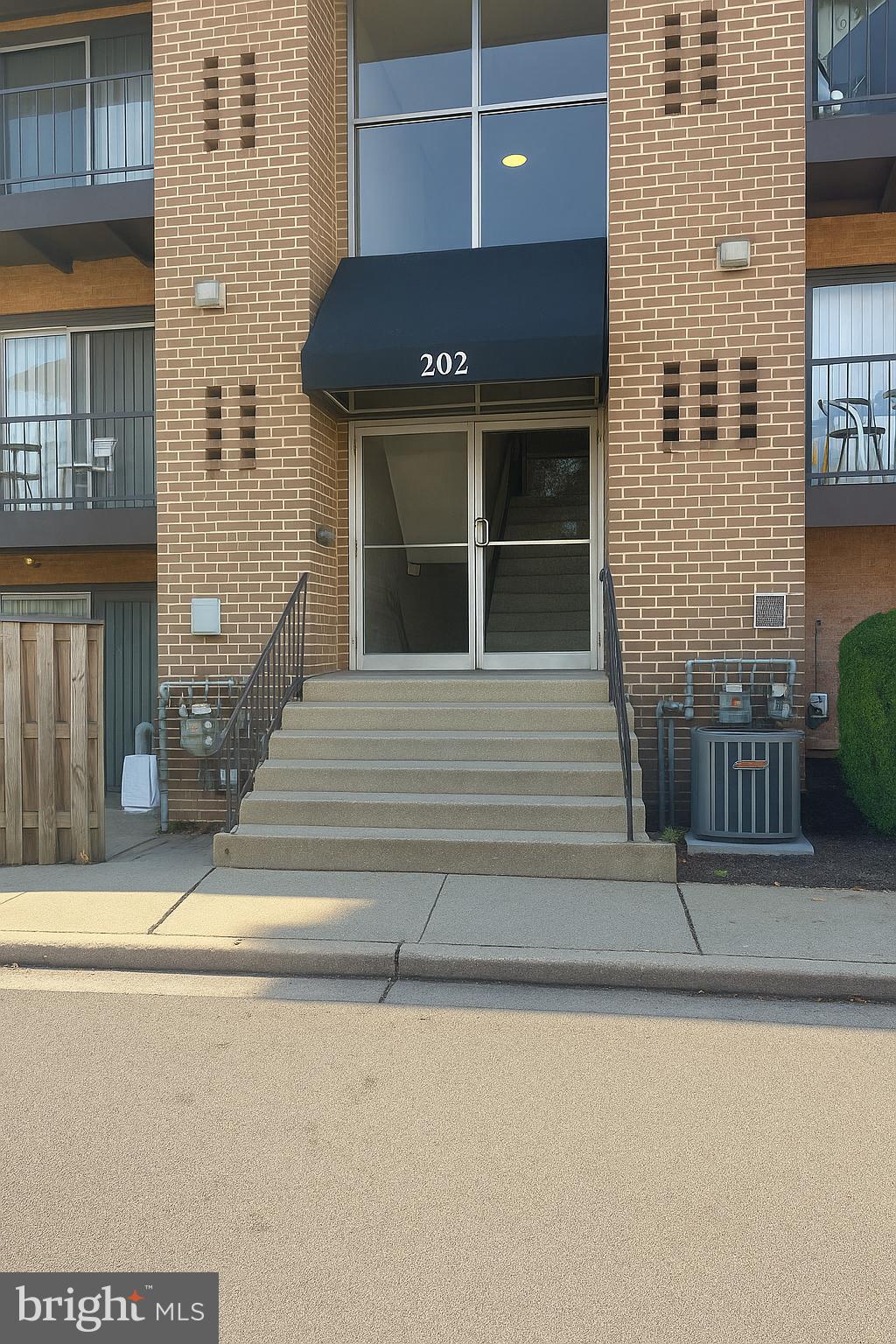 202 E MASON AVENUE 301