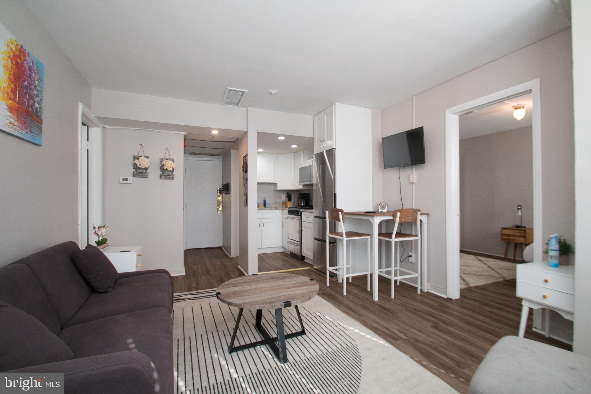 RITTENHOUSE SQUARE - Residential Lease