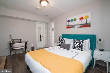 RITTENHOUSE SQUARE - Residential Lease