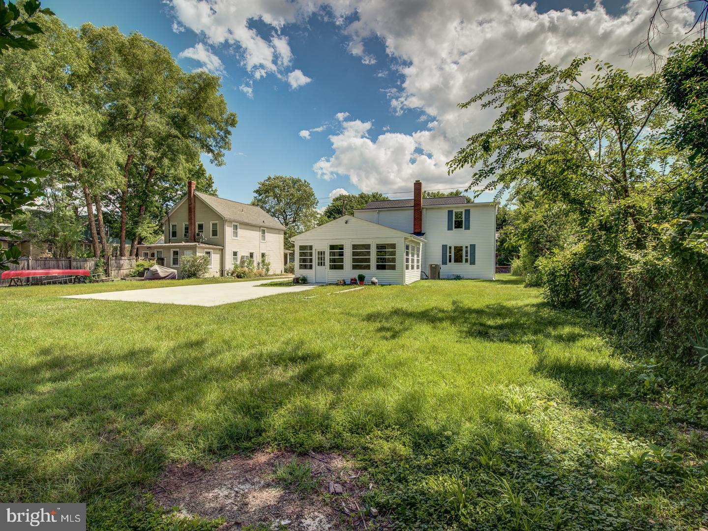 LAUREL - Residential