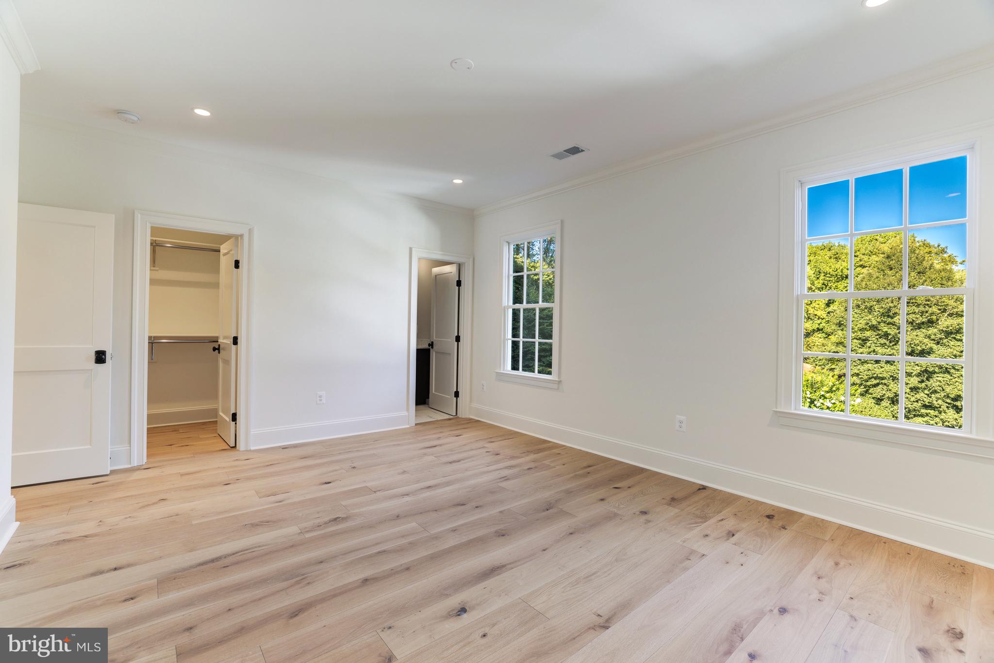 CHESTERBROOK - Residential