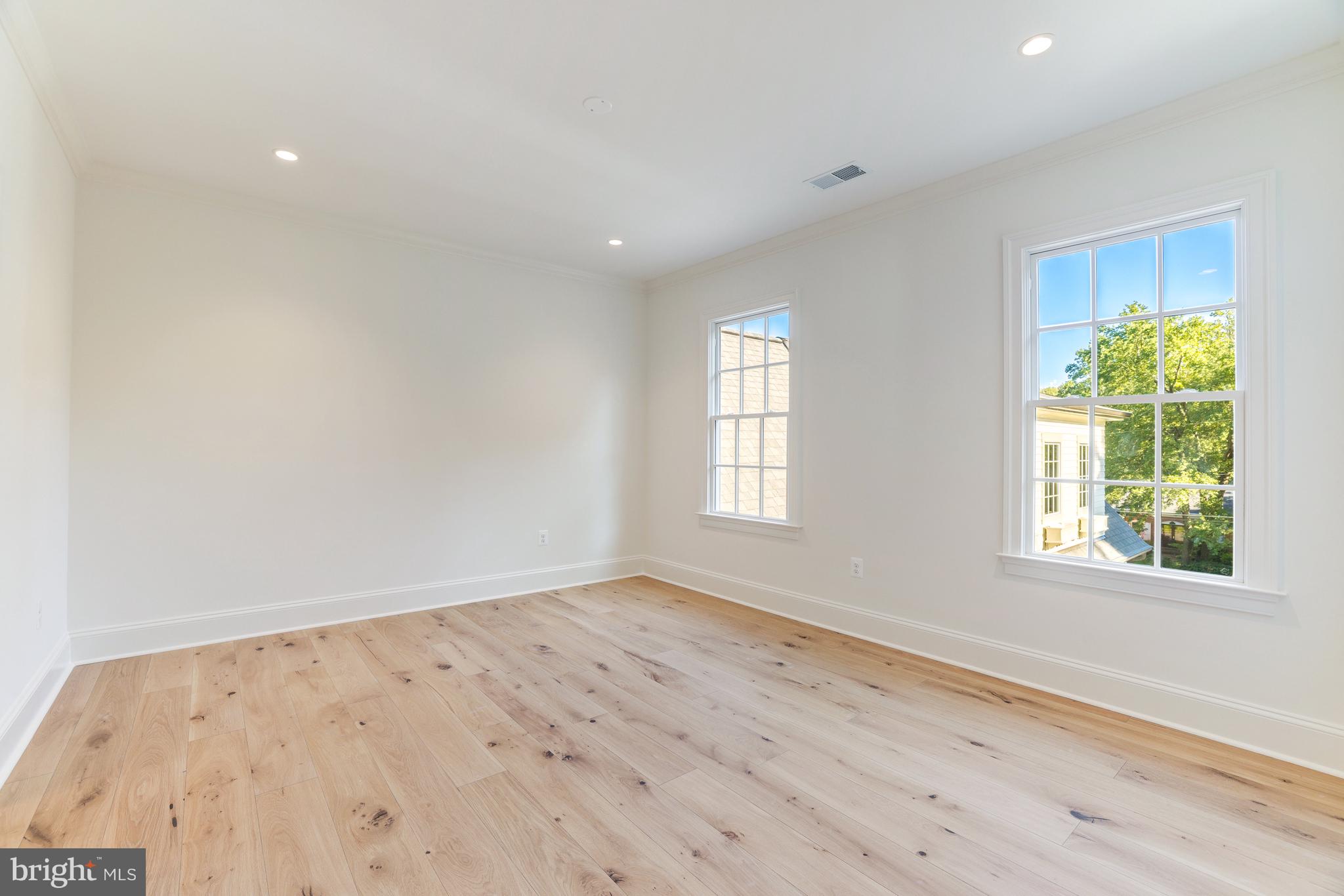 CHESTERBROOK - Residential