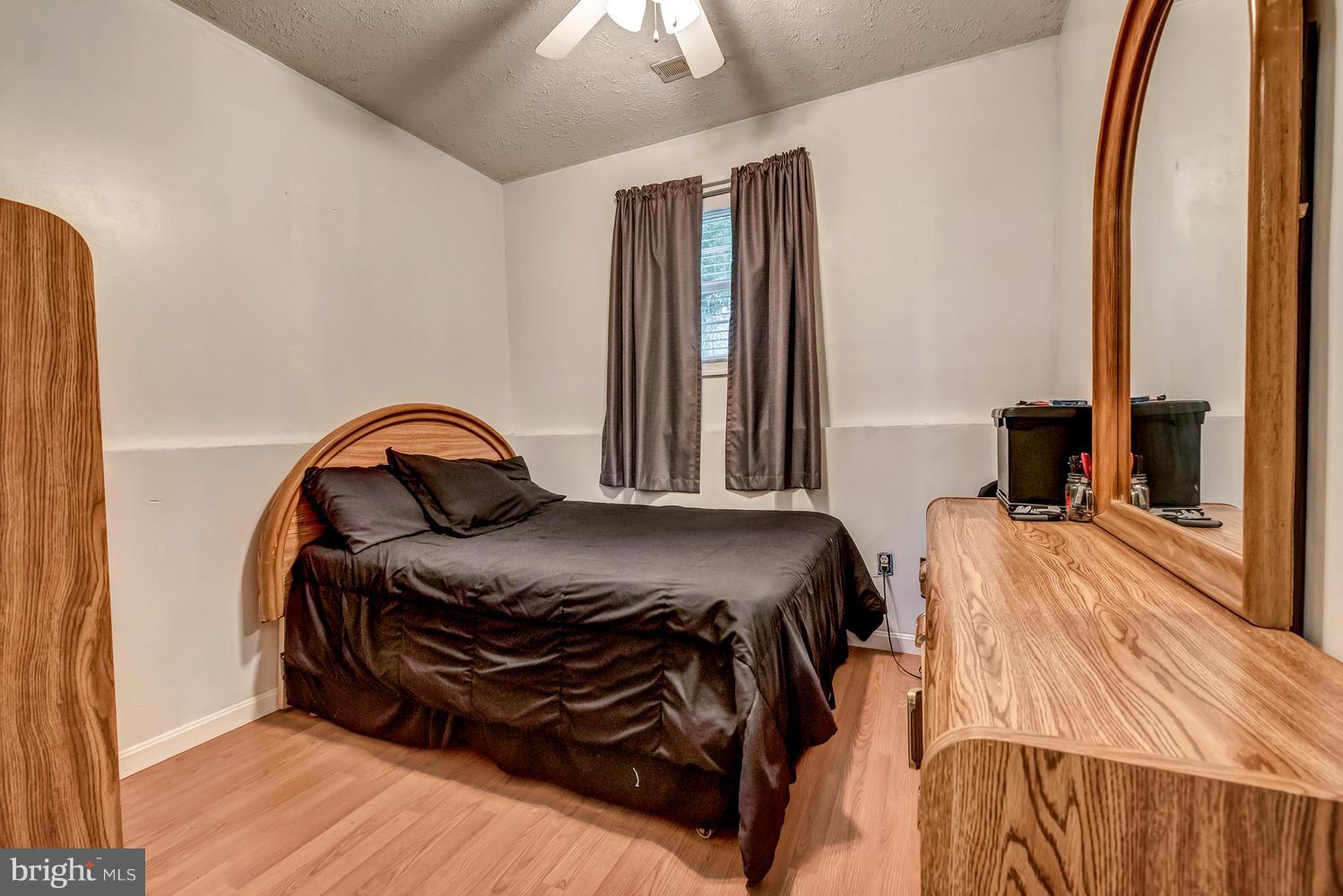 WHISPERING HILLS - Residential