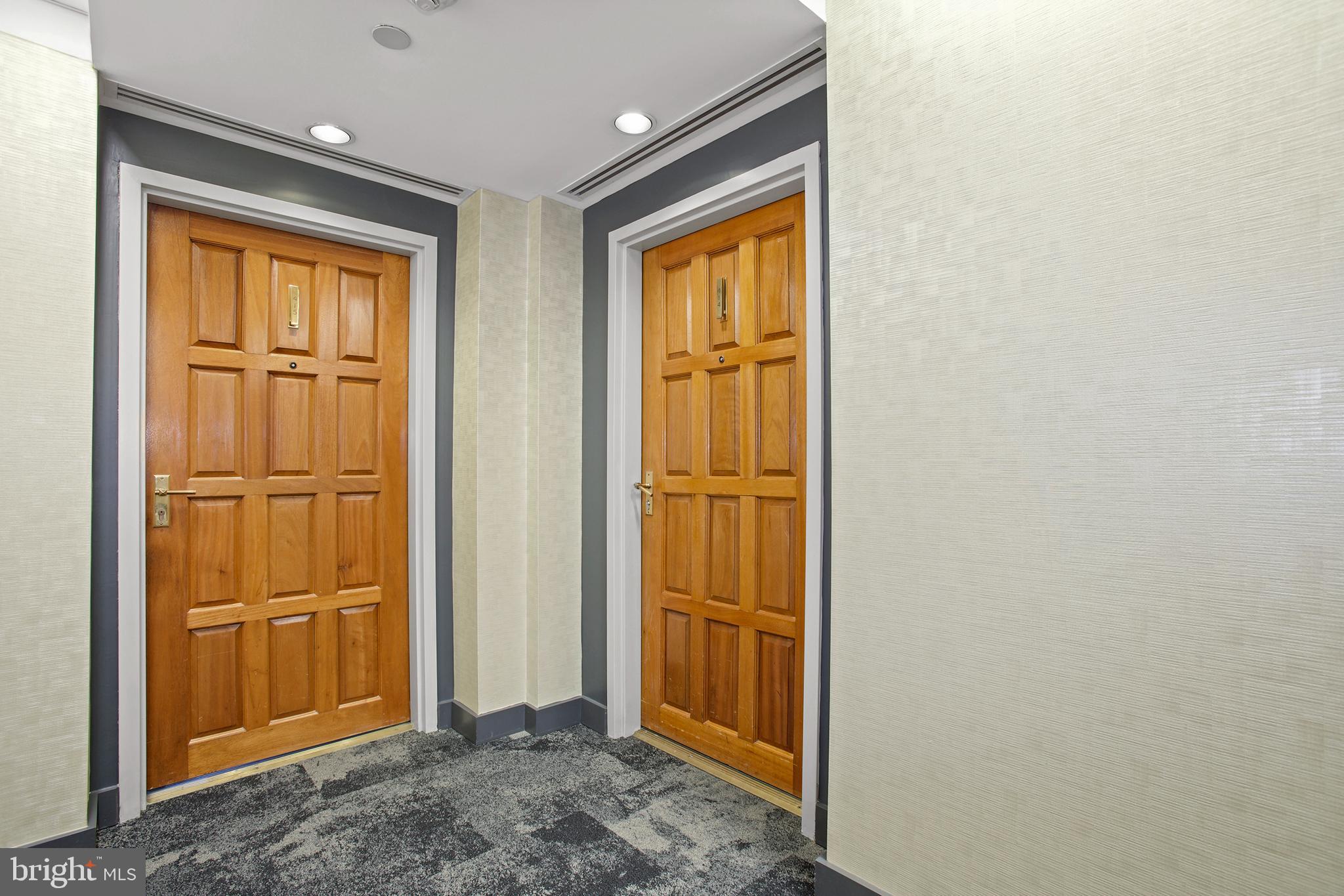 ATRIUM CONDO - Residential