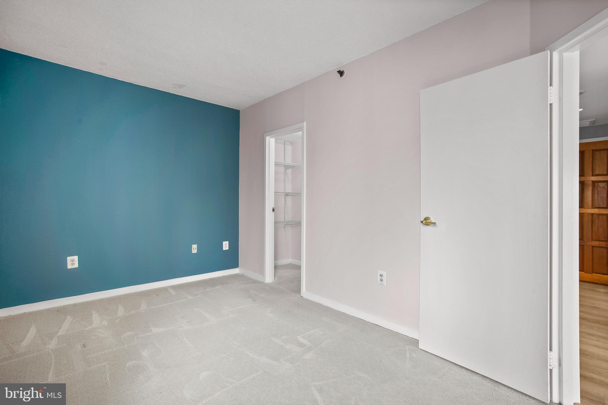 ATRIUM CONDO - Residential