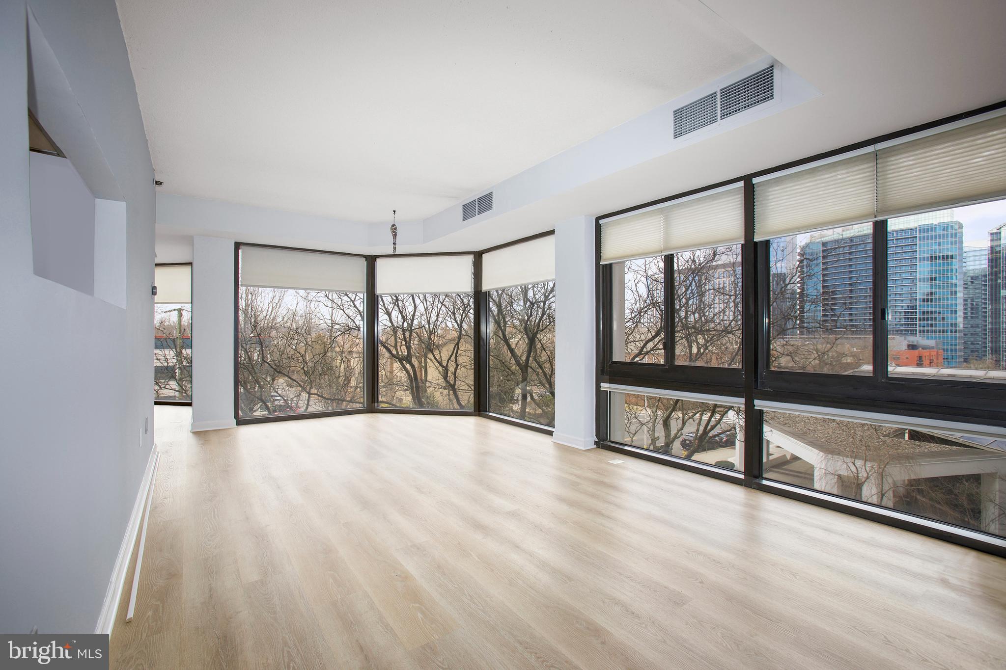 ATRIUM CONDO - Residential