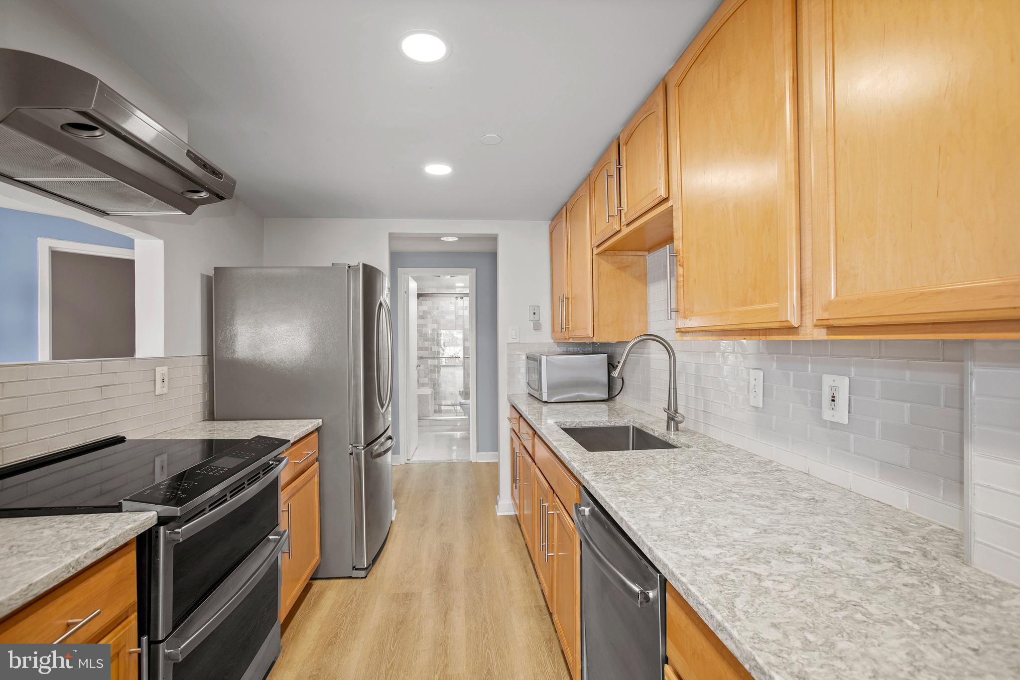 ATRIUM CONDO - Residential