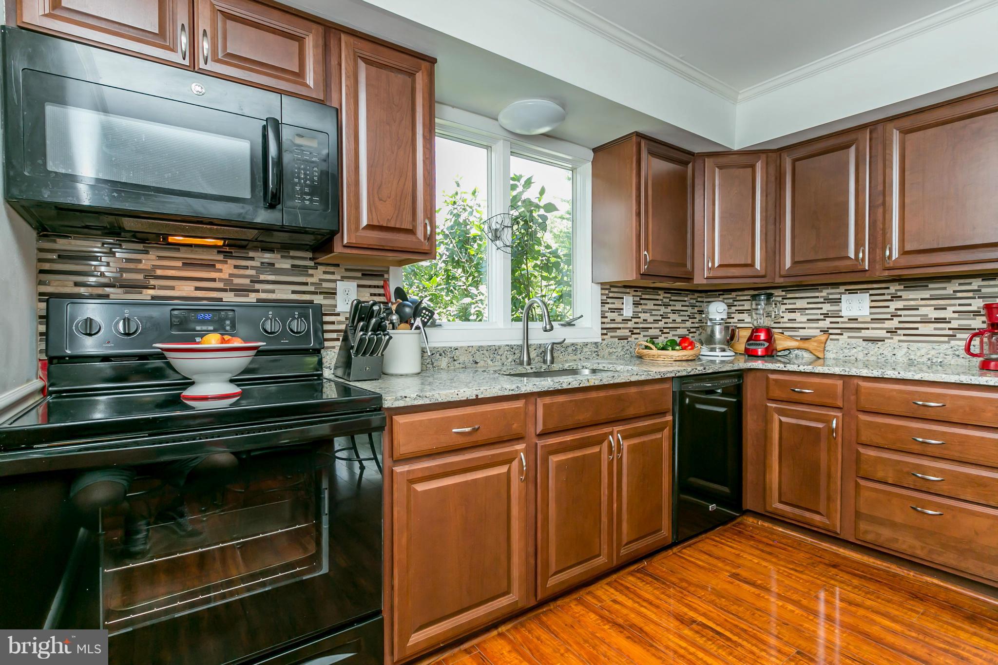 LONDON BRIDGE ESTATES - Residential