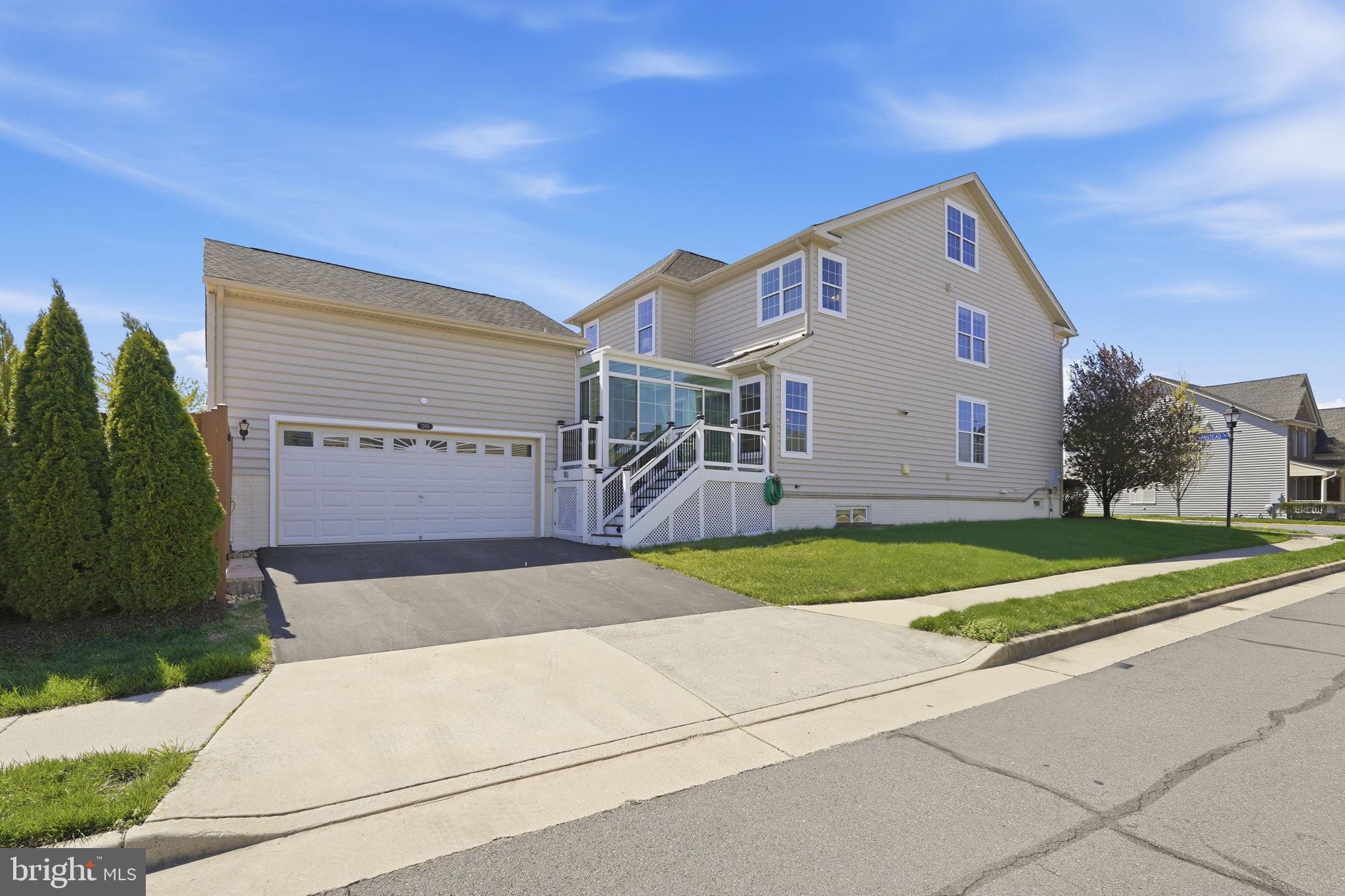 LOUDOUN VALLEY ESTATES 2 - Residential