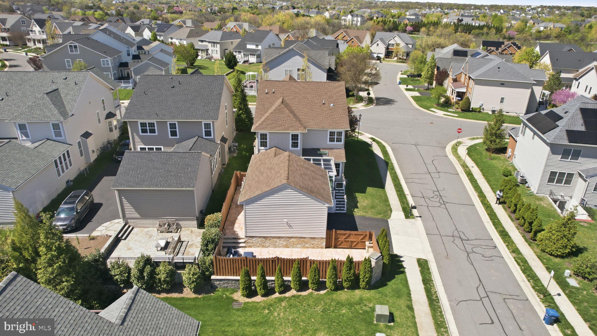 LOUDOUN VALLEY ESTATES 2 - Residential