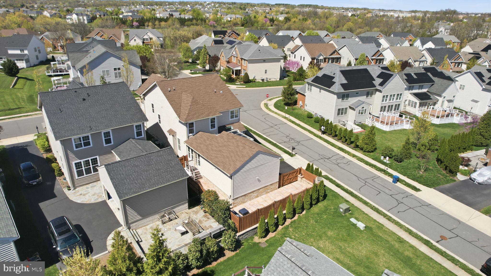 LOUDOUN VALLEY ESTATES 2 - Residential