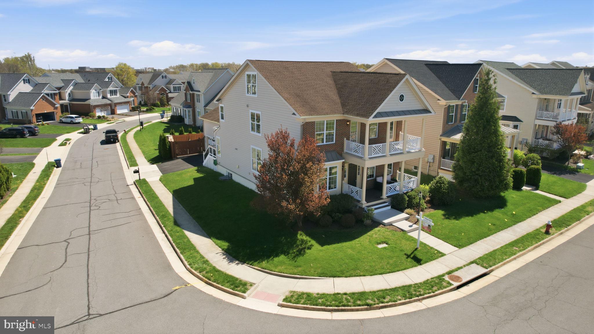 LOUDOUN VALLEY ESTATES 2 - Residential