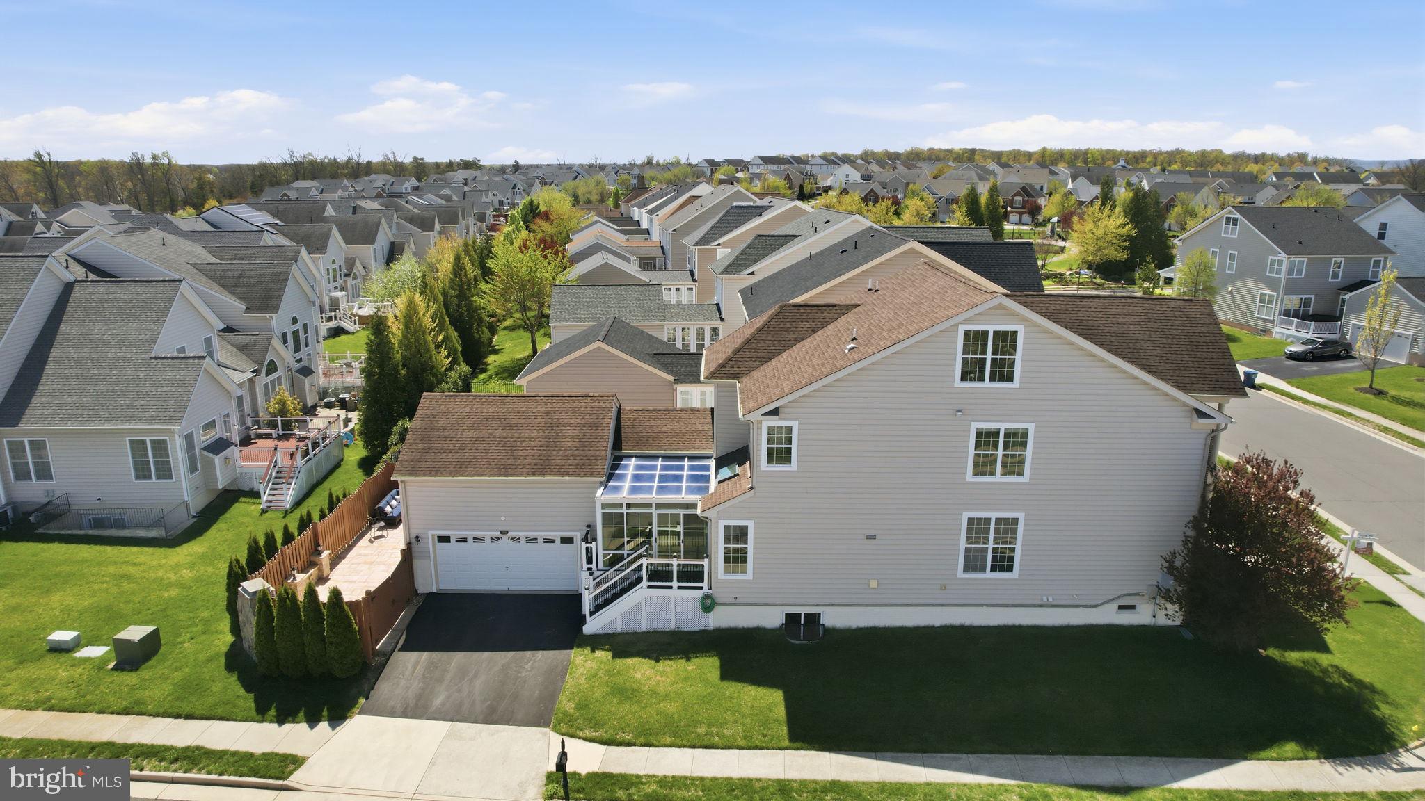 LOUDOUN VALLEY ESTATES 2 - Residential