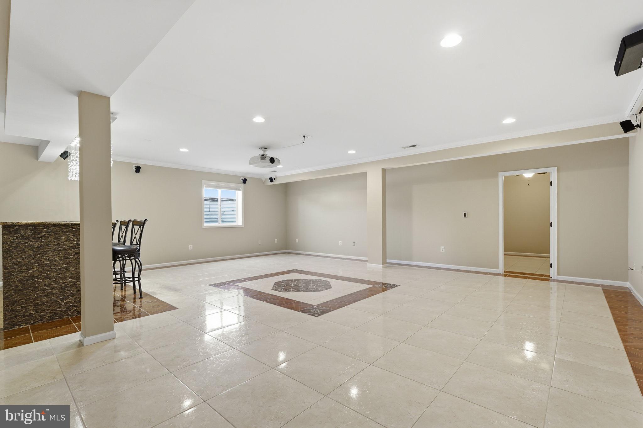 LOUDOUN VALLEY ESTATES 2 - Residential