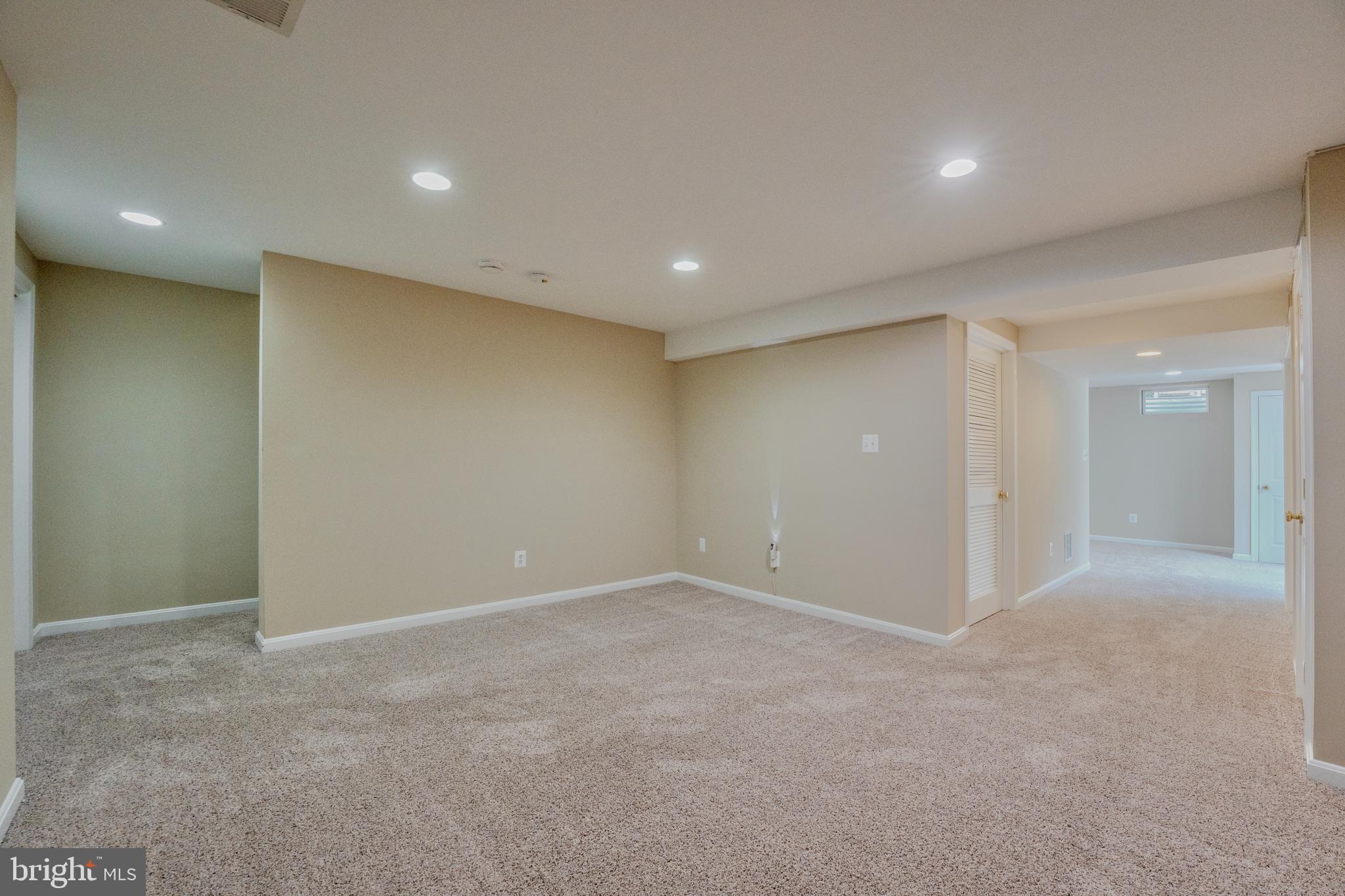 CRIPPENS CORNER - Residential
