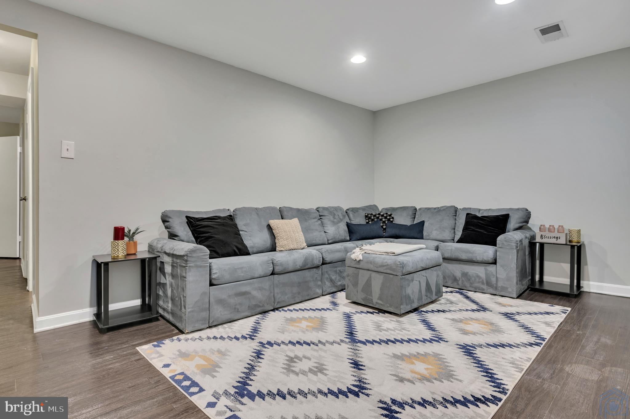 WOODSTREAM VILLAGE PLAT - Residential