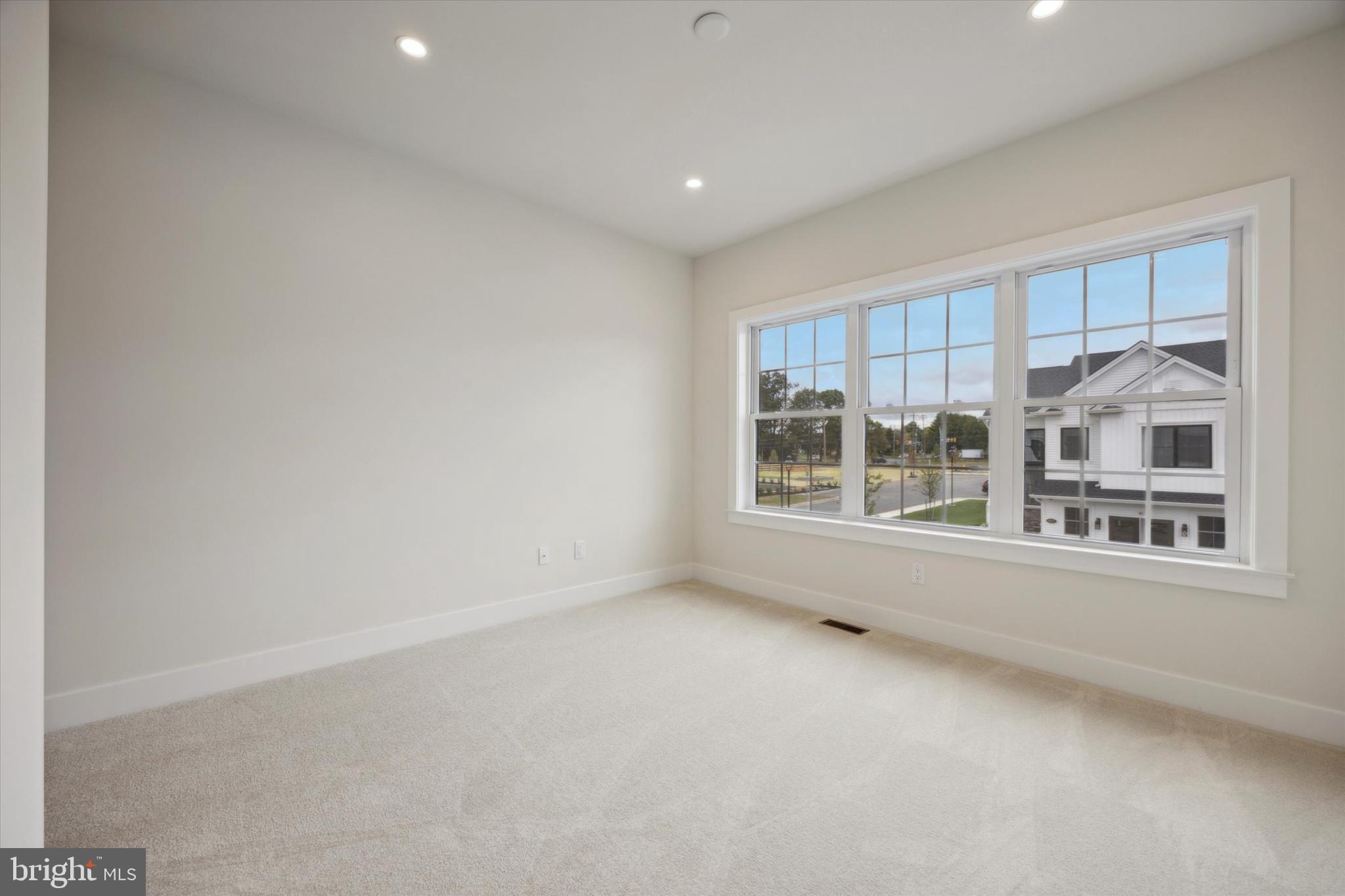 BARCLAY HILL - Residential