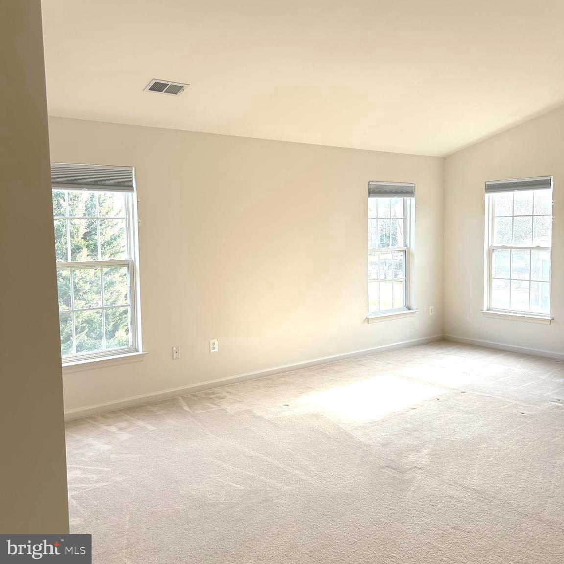 DUFIEF MILL ESTATES - Residential Lease