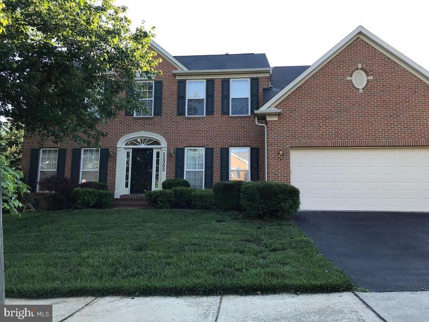 Experience the epitome of luxury living in the highly coveted DUFIEF MILL ESTATES neighborhood in the THOMAS S. WOOTTON school district with this exceptional 5-bedroom home. Offering an impressive 3.5 baths and an expansive 4500 square feet of living space, Sunlight dances through every room, infusing the living spaces with a warm and inviting glow. Convenience is a defining feature of this incredible location. Big Pines Park awaits just steps away, with its vast green spaces and an array of recreational amenities. Furthermore, the new Nancy H. Dacek recreation center, conveniently situated across the street, invites you to indulge in a full gym, a turf field, and a party room, ensuring every moment is enjoyable. Don't wait to schedule your private viewing and immerse yourself in the magic of the Potomac Oaks neighborhood. This is an opportunity you won't want to miss!