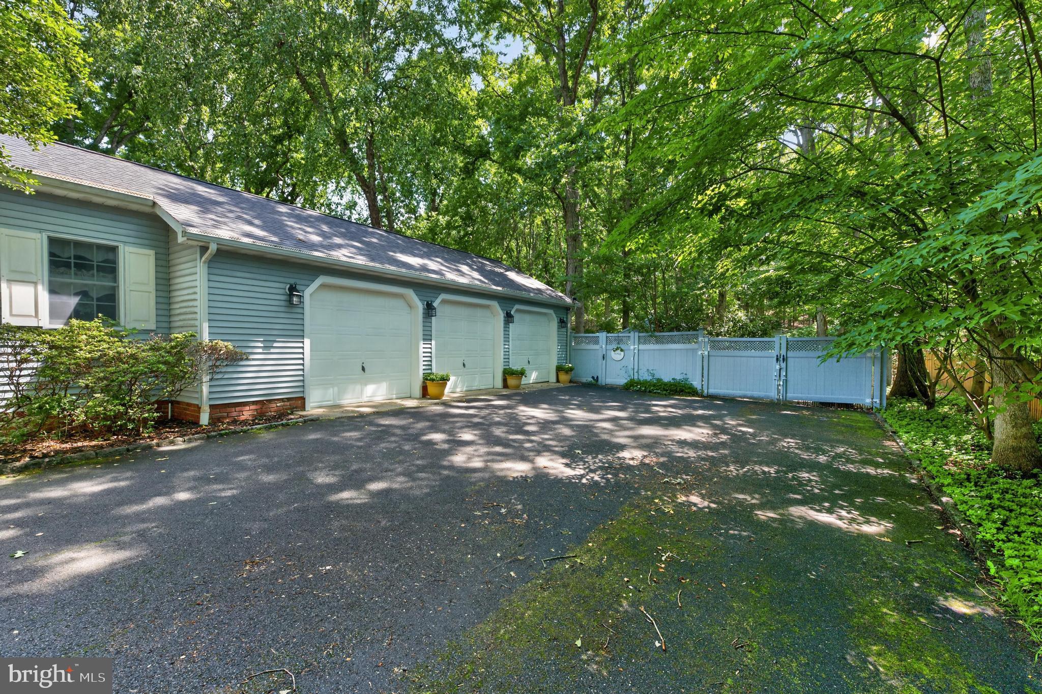 55 MEETINGHOUSE COURT