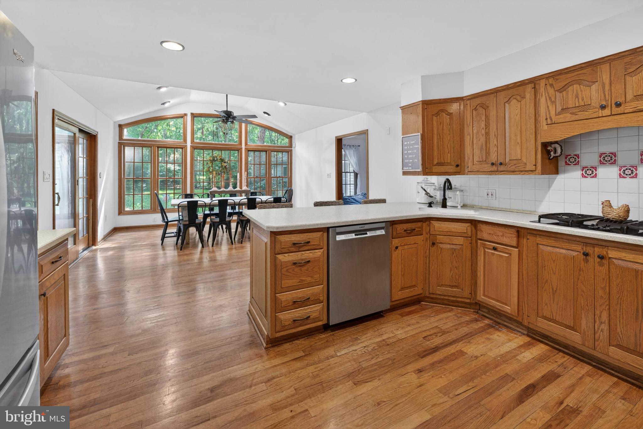 55 MEETINGHOUSE COURT