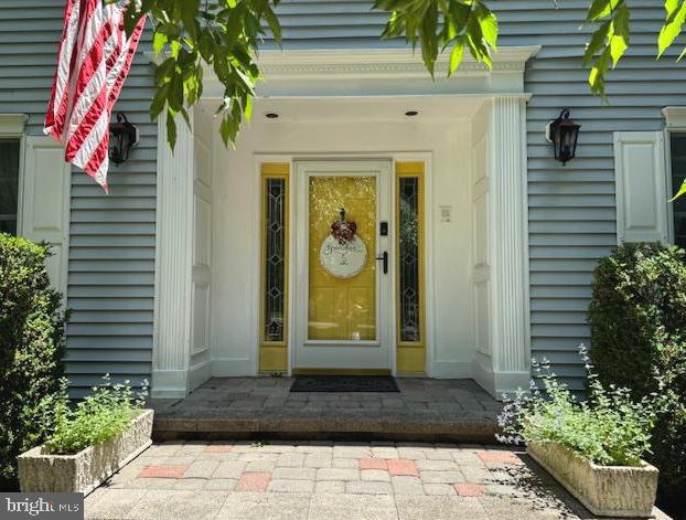 55 MEETINGHOUSE COURT