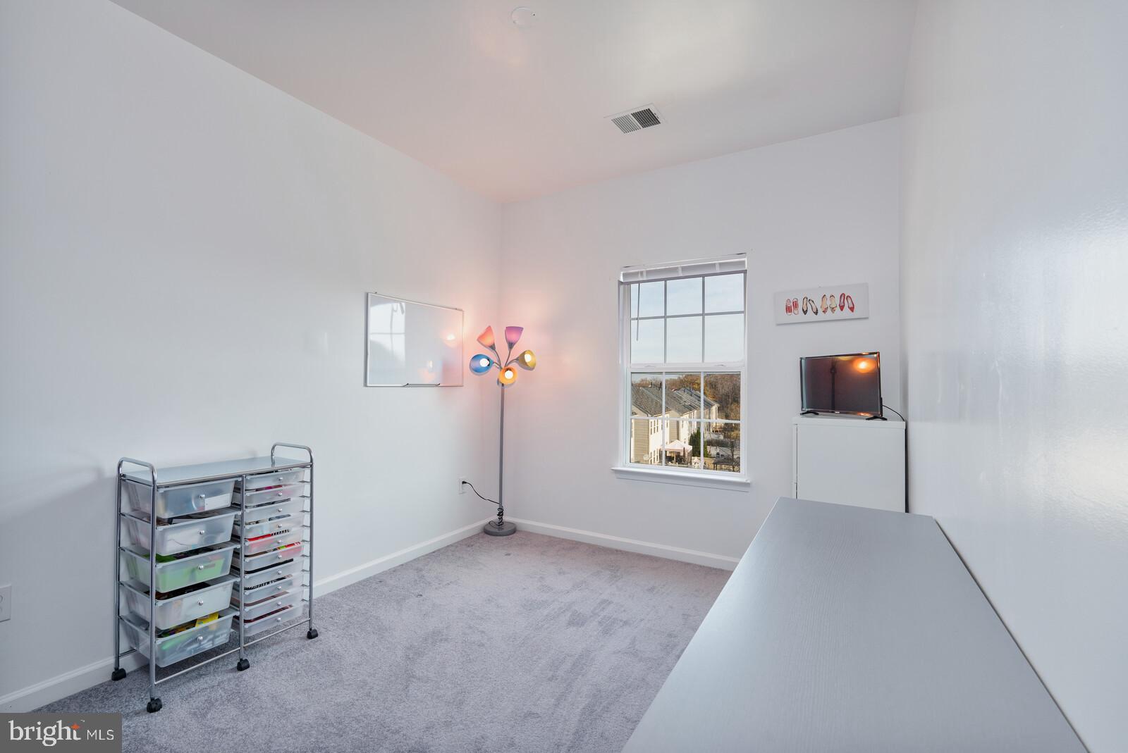 RIVERWATCH IND HEAD - Residential Lease