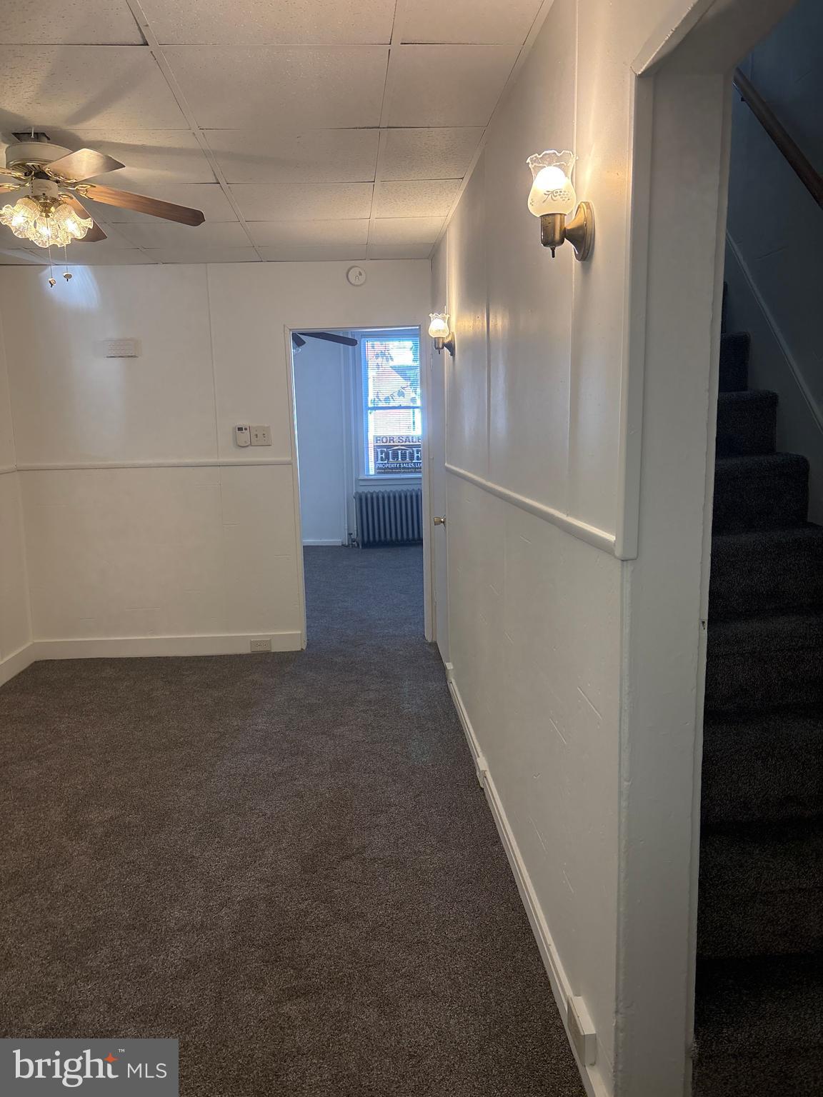 562 W PHILADELPHIA STREET