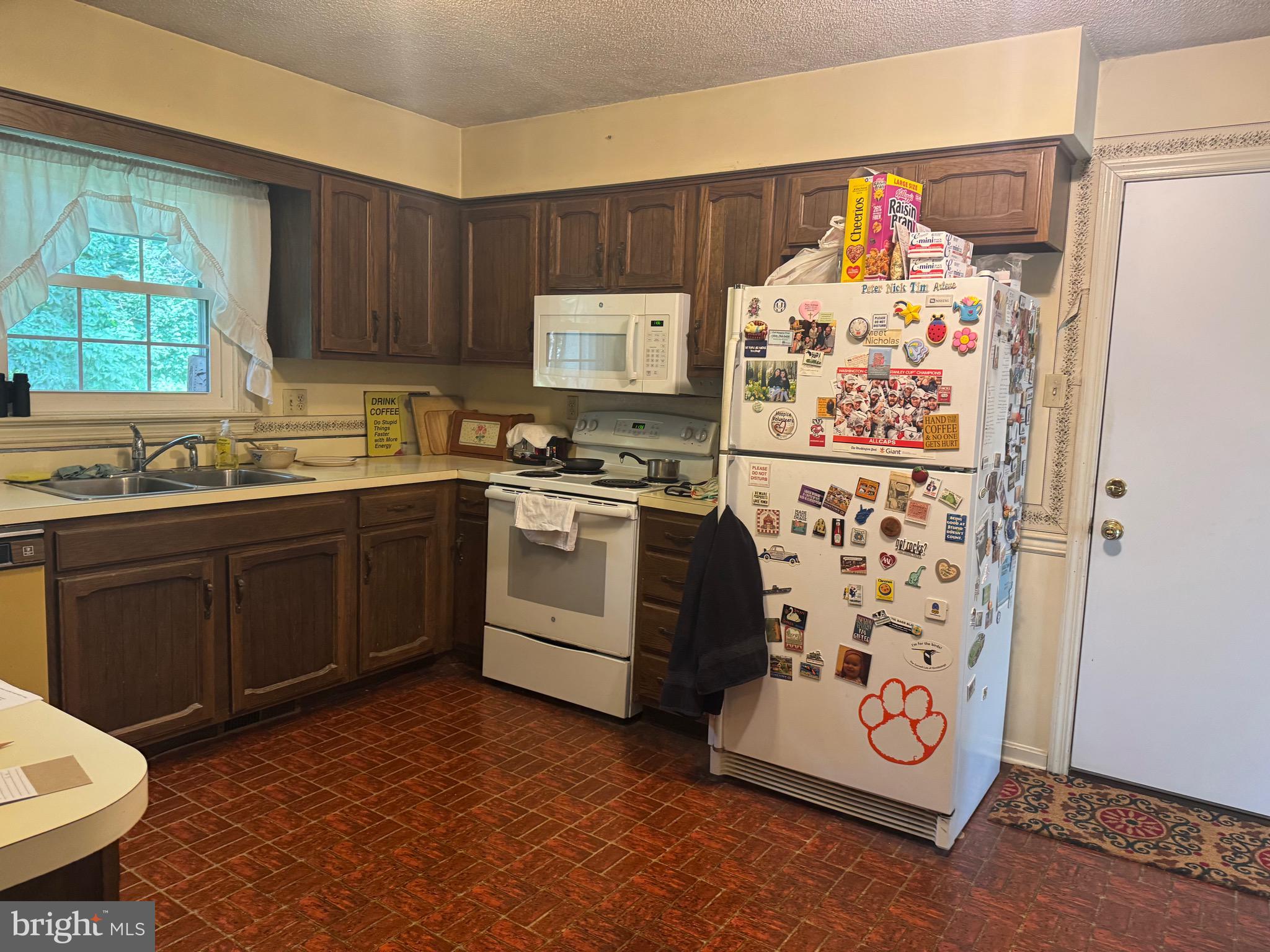397 TANBRIDGE DRIVE