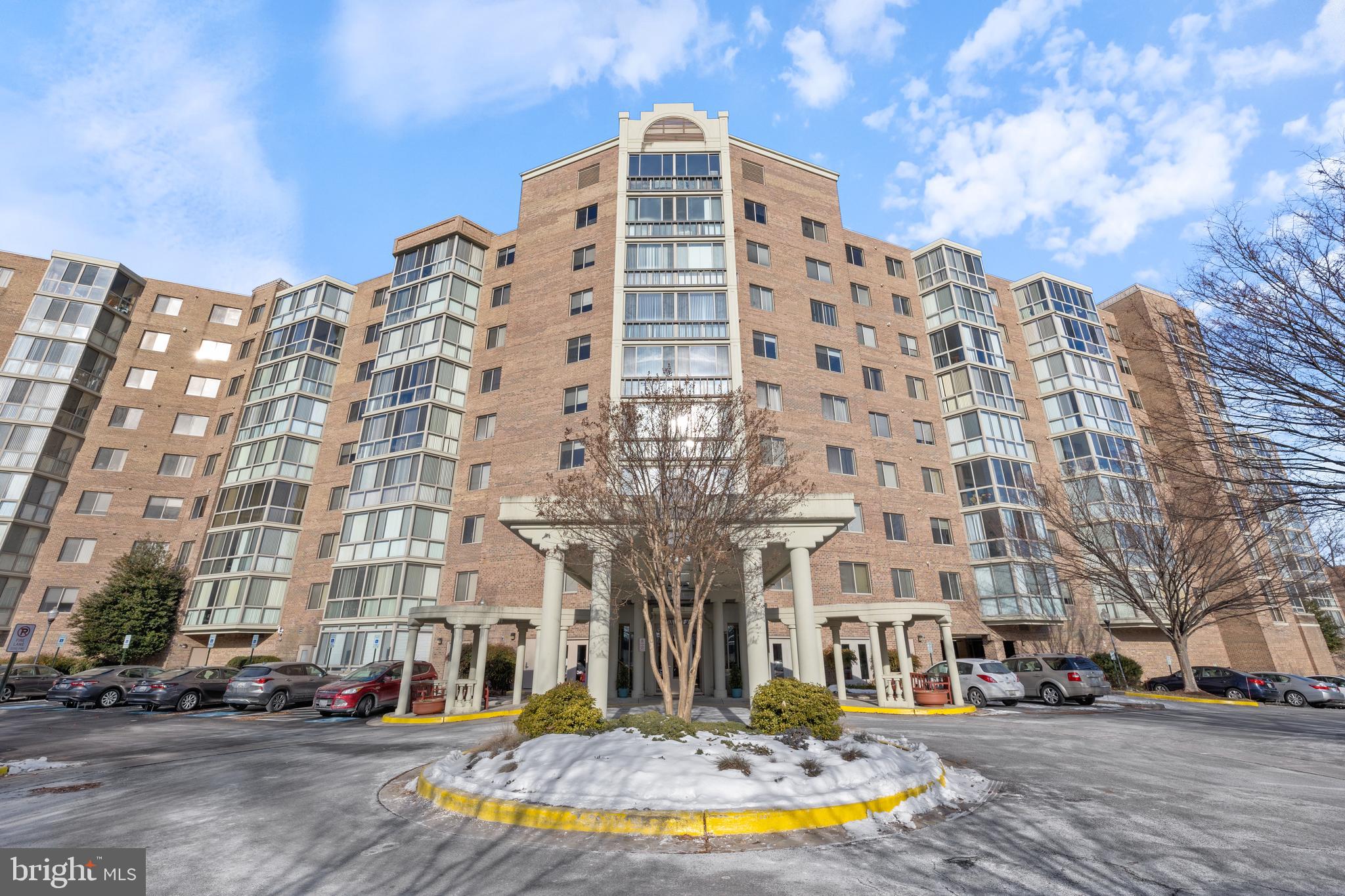 LEISURE WORLD - Residential