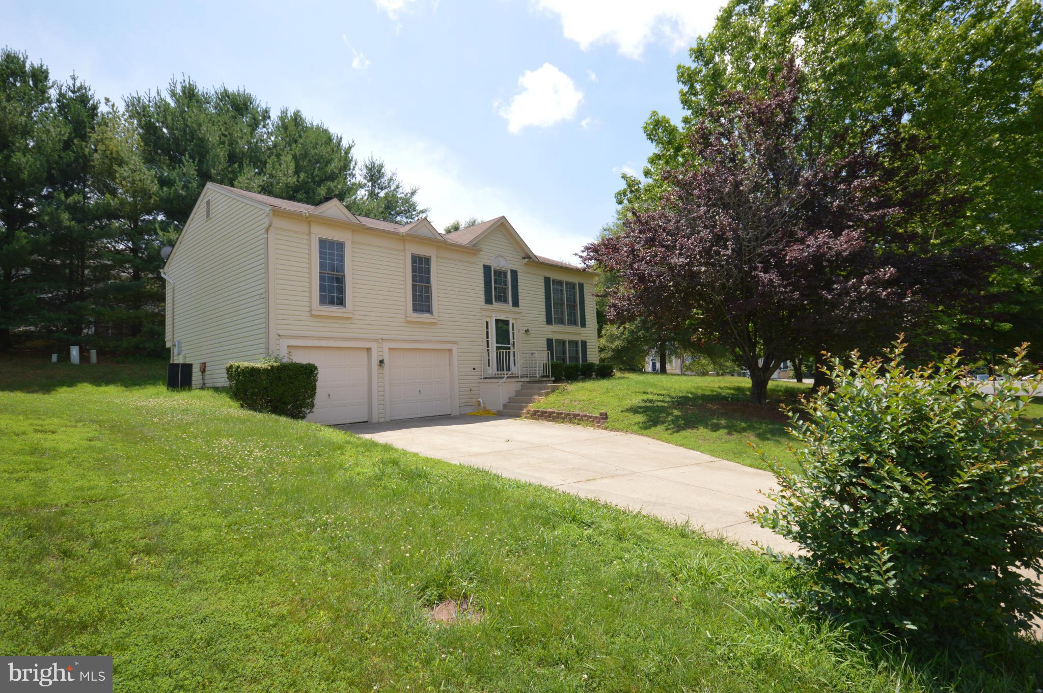 ENGLAND RUN - Residential Lease