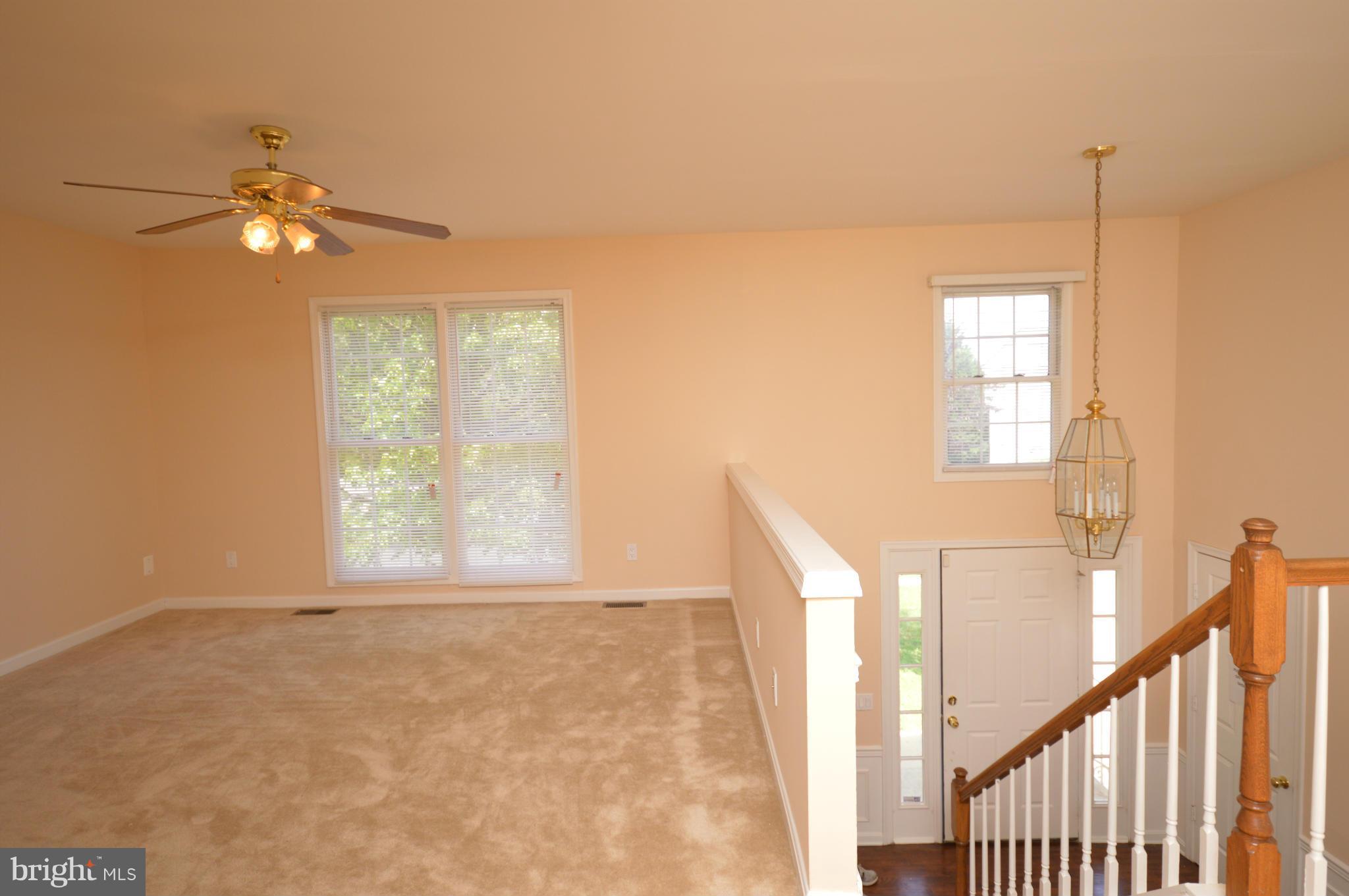 ENGLAND RUN - Residential Lease