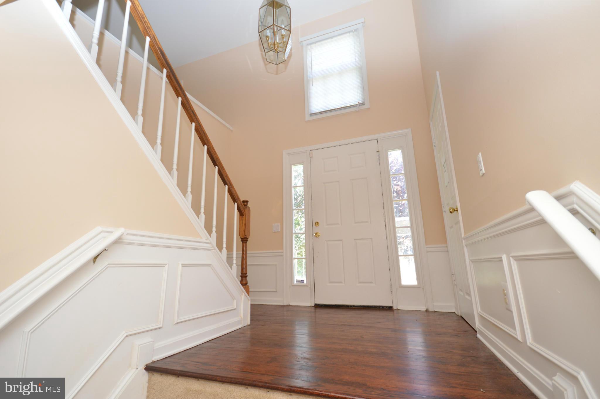 ENGLAND RUN - Residential Lease