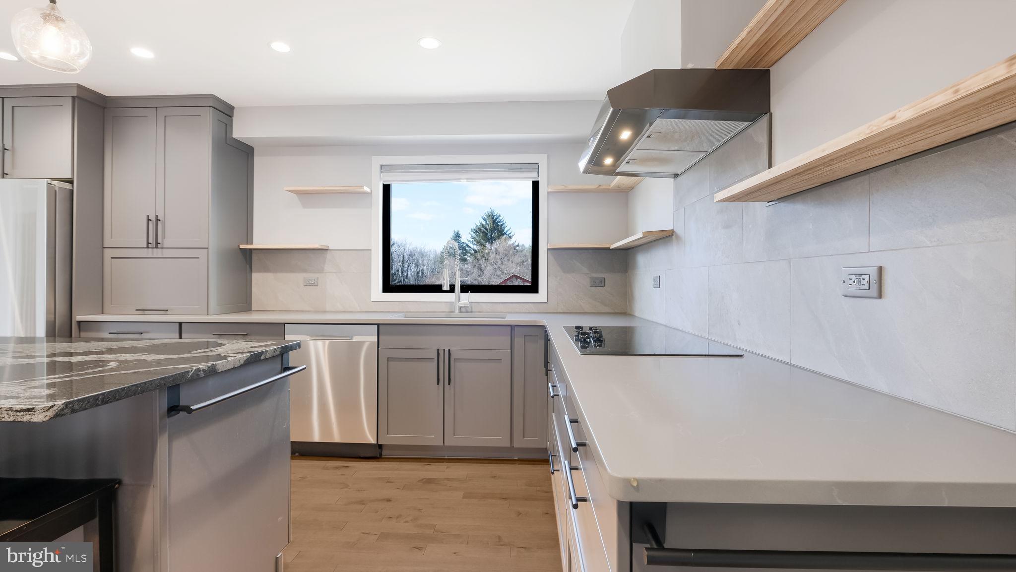 SOLEBURY FARMS EST - Residential