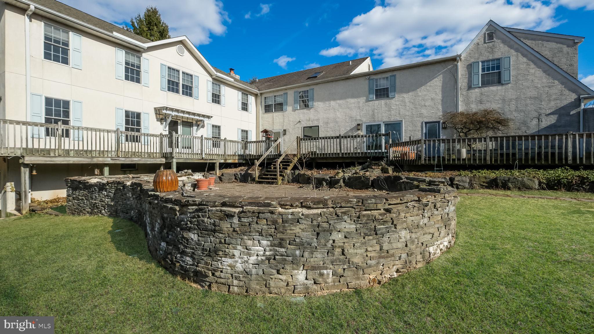 SOLEBURY FARMS EST - Residential